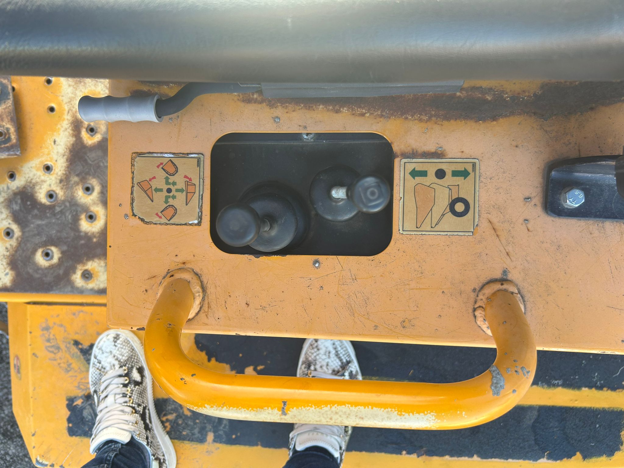 DAMPER THWAITES 2T - Slika 12