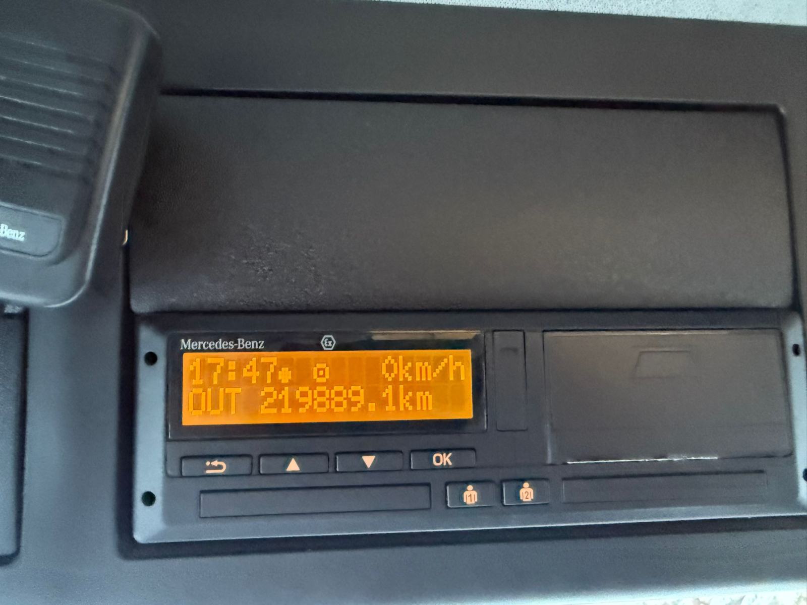 Mercedes Arocs 3746, 2017. godina - Slika 9